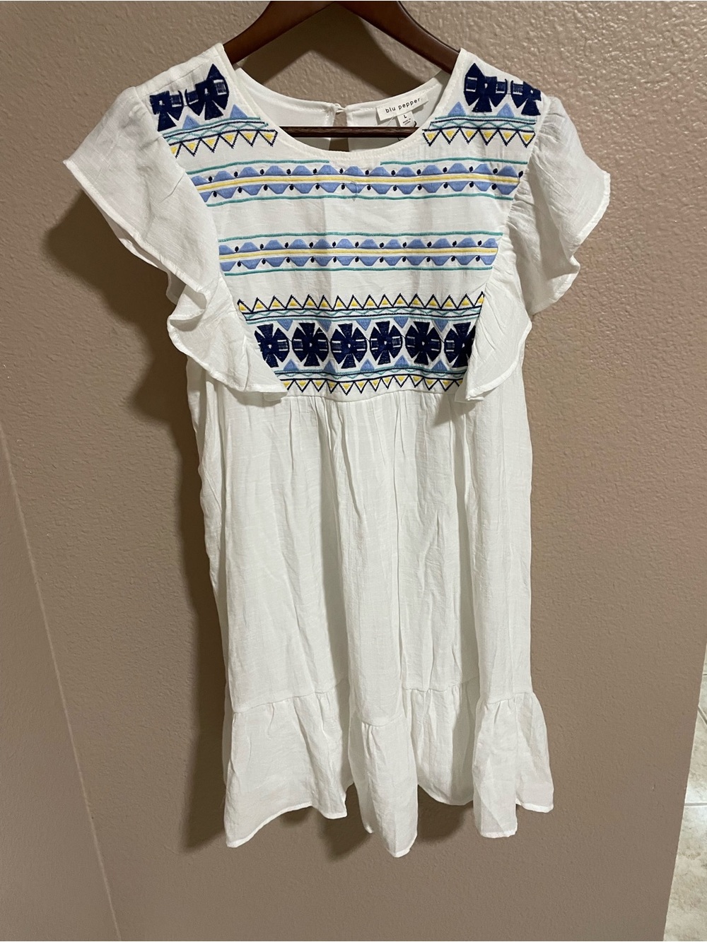 Blu Pepper White Embroidered Ruffle Sleeve Dress with Blue Accents NEW